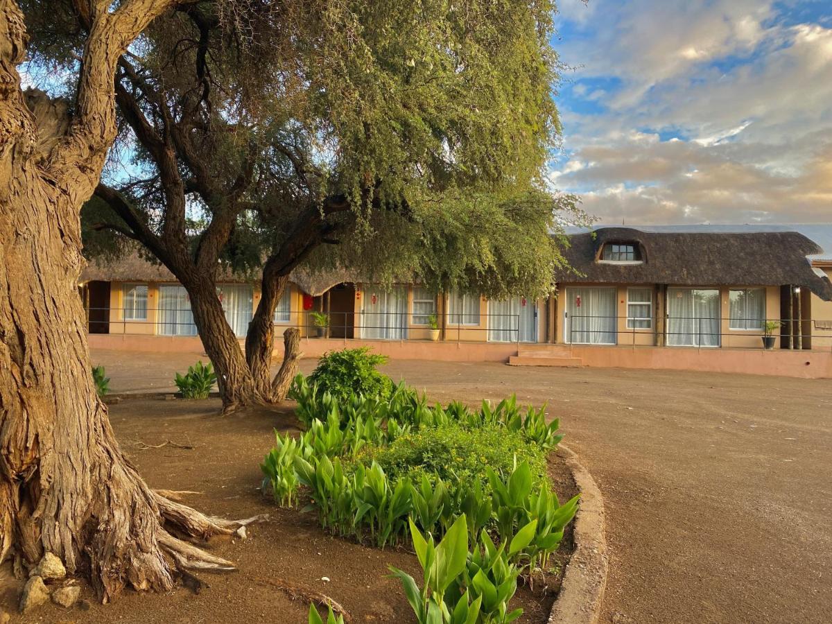 Schuetzenhaus Guesthouse Keetmanshoop Exteriör bild