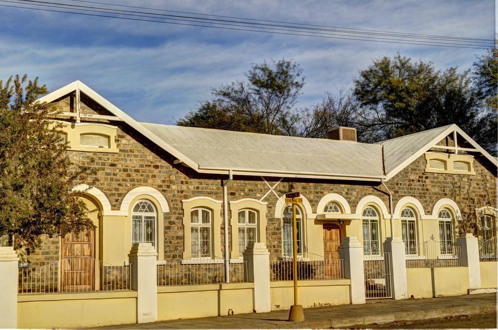 Schuetzenhaus Guesthouse Keetmanshoop Exteriör bild